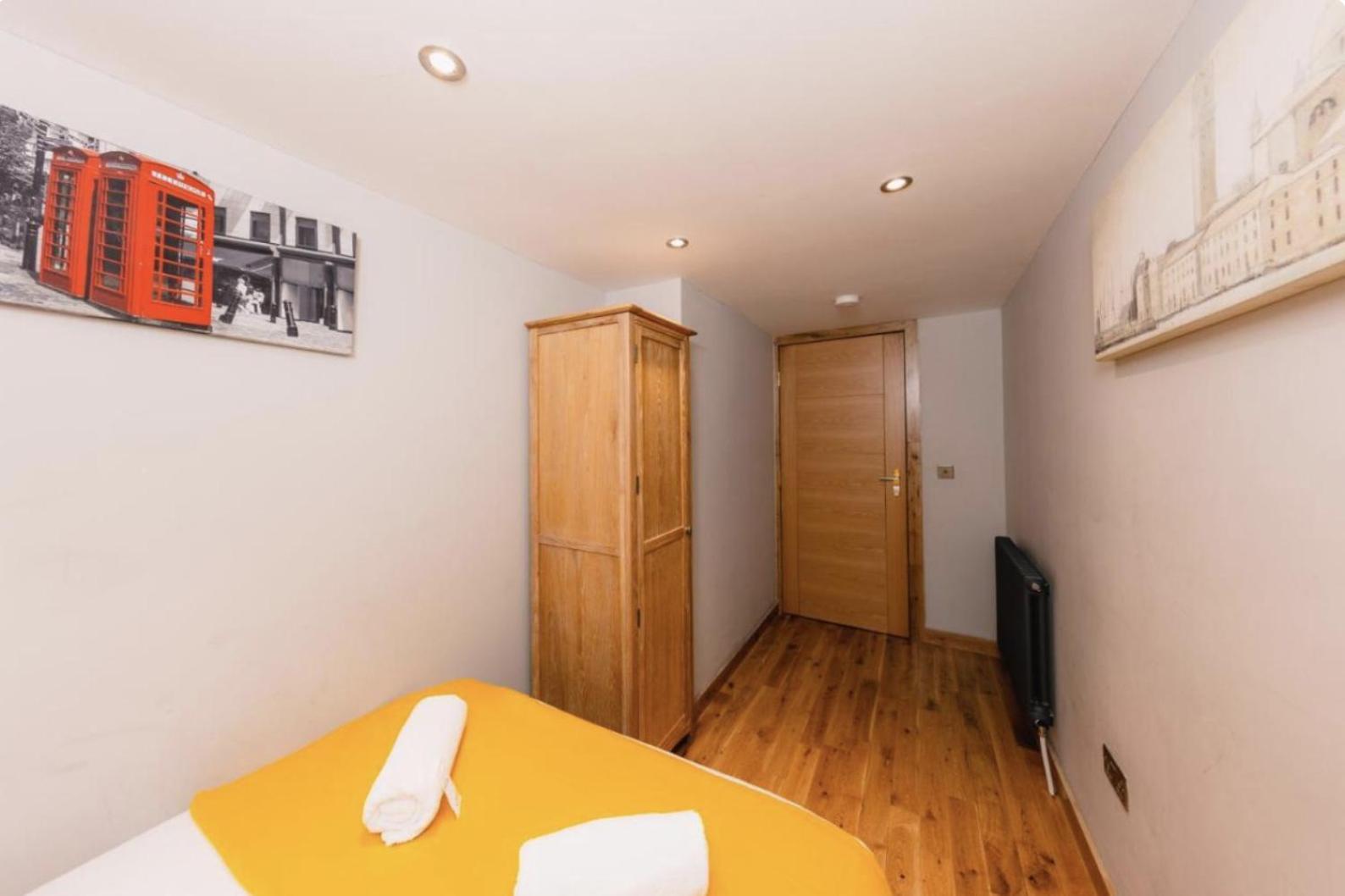 Superb Luxury Apartment By Canal - Central Edinburg Exteriör bild