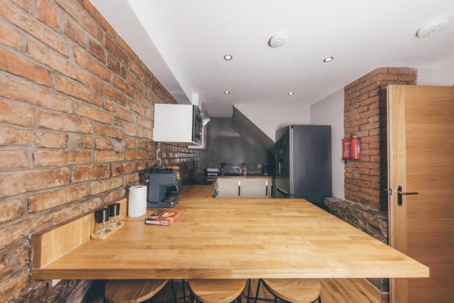 Superb Luxury Apartment By Canal - Central Edinburg Exteriör bild