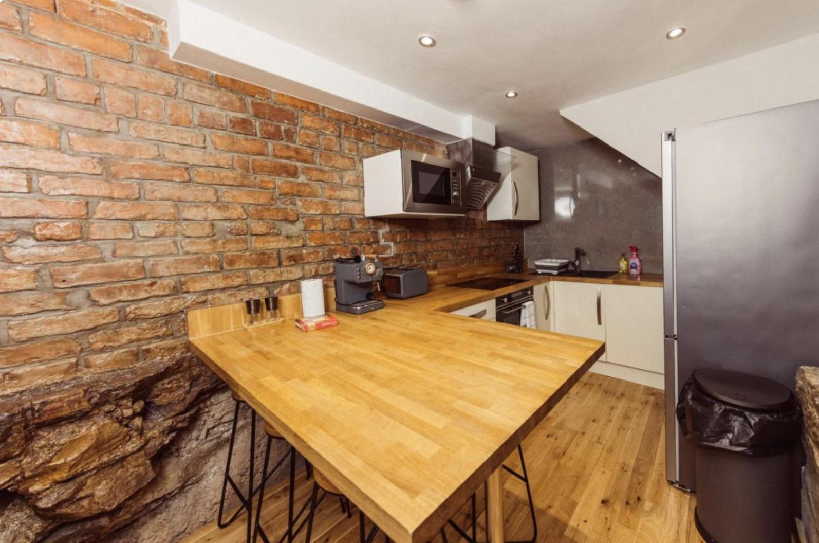 Superb Luxury Apartment By Canal - Central Edinburg Exteriör bild