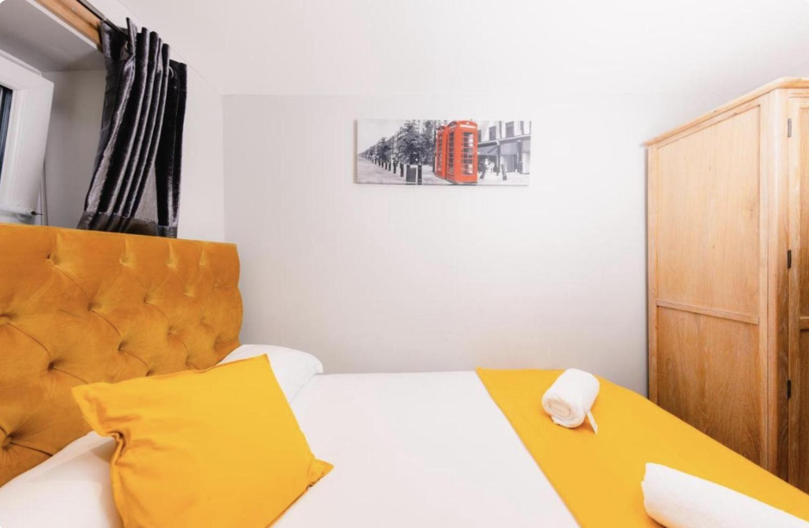 Superb Luxury Apartment By Canal - Central Edinburg Exteriör bild