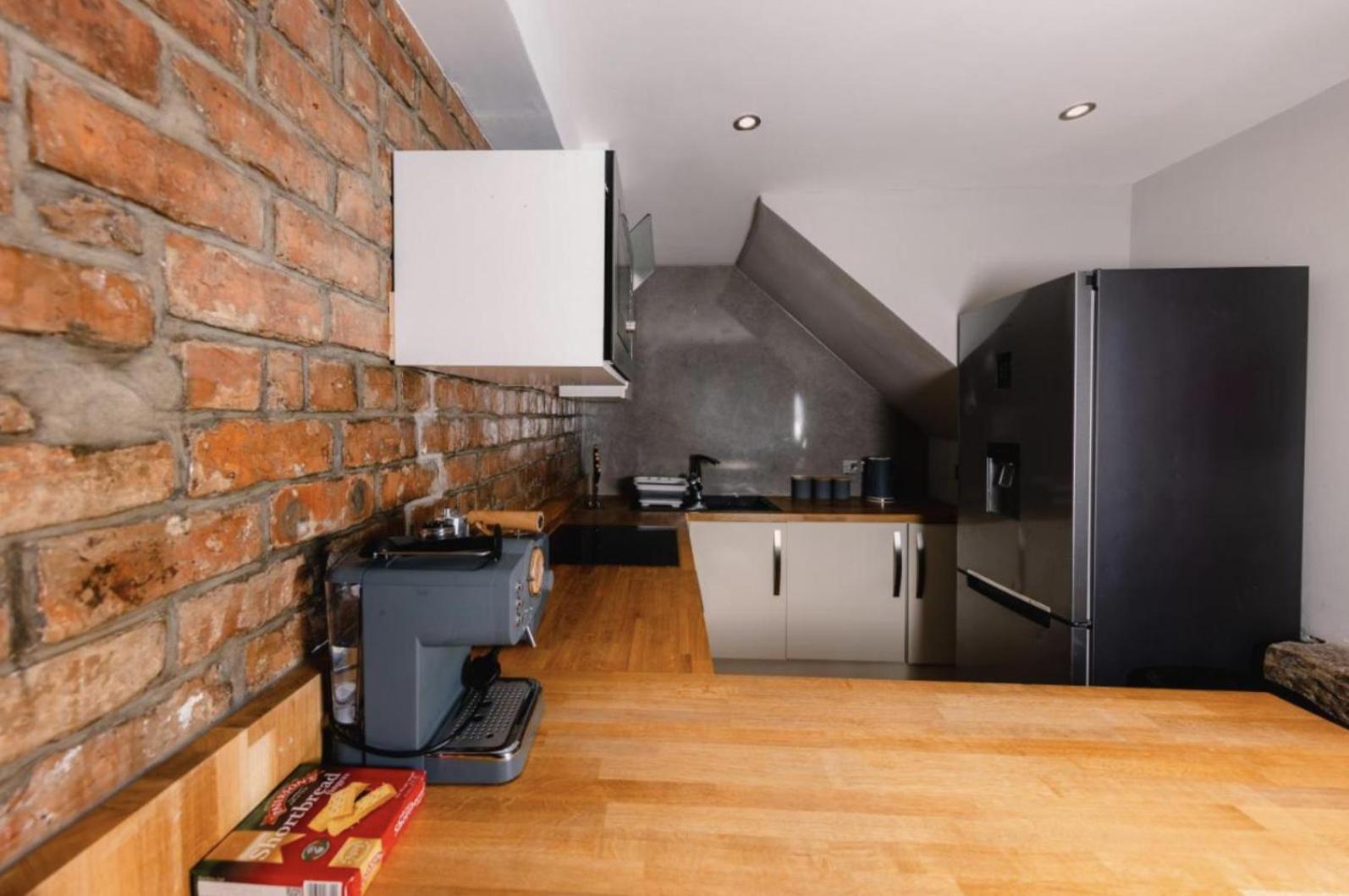 Superb Luxury Apartment By Canal - Central Edinburg Exteriör bild